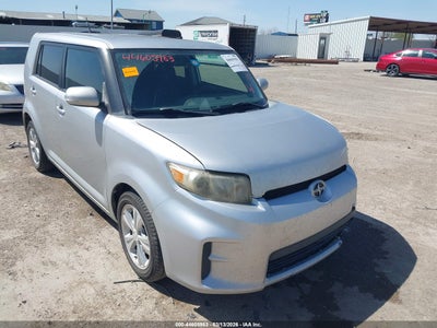 SCION XB 2011