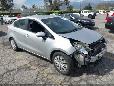 KIA RIO 2016