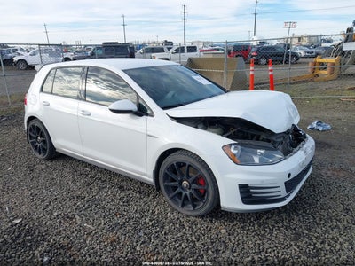 VOLKSWAGEN GOLF GTI 2015