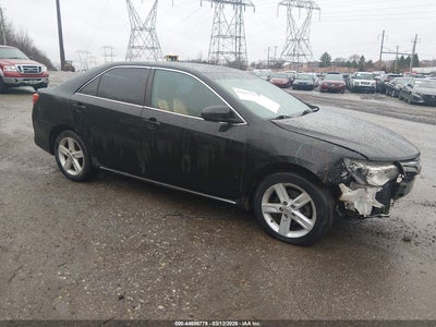 TOYOTA CAMRY 2012
