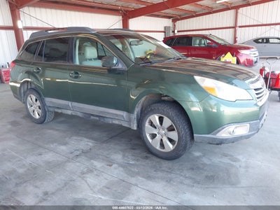 SUBARU OUTBACK 2011