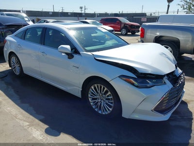 TOYOTA AVALON HYBRID 2020