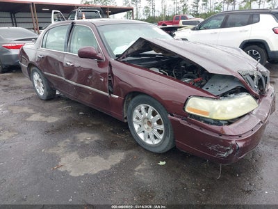 LINCOLN TOWN CAR 2007