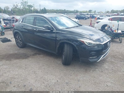 INFINITI QX30 2017