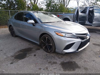 TOYOTA CAMRY 2020