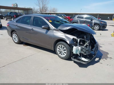 TOYOTA CAMRY 2017