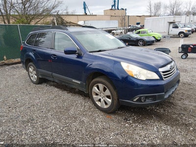 SUBARU OUTBACK 2011