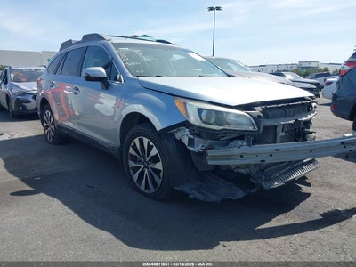 SUBARU OUTBACK 2016