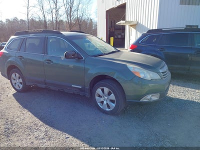 SUBARU OUTBACK 2011