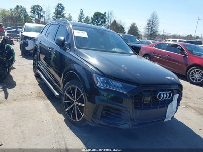 AUDI Q7 2024