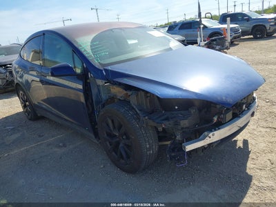 TESLA MODEL X 2023