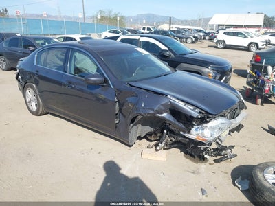 INFINITI G37 2012