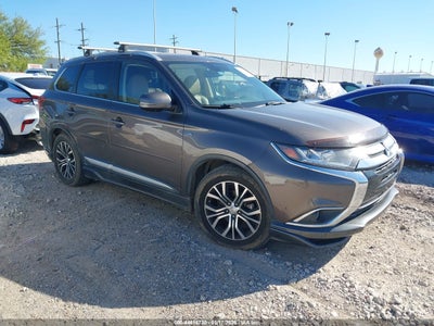 MITSUBISHI OUTLANDER 2016