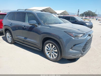 TOYOTA GRAND HIGHLANDER 2026