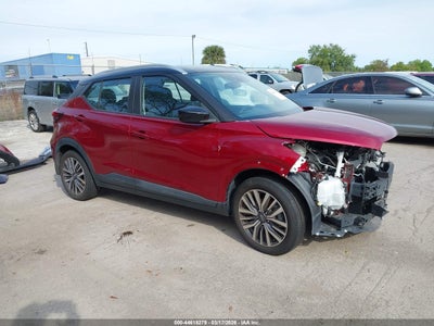 NISSAN KICKS 2023