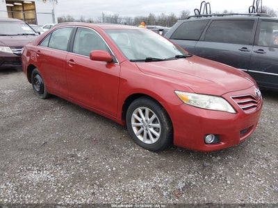 TOYOTA CAMRY 2010