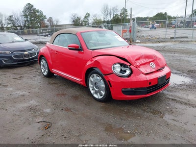 VOLKSWAGEN BEETLE 2013