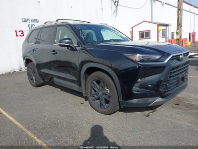 TOYOTA GRAND HIGHLANDER 2025