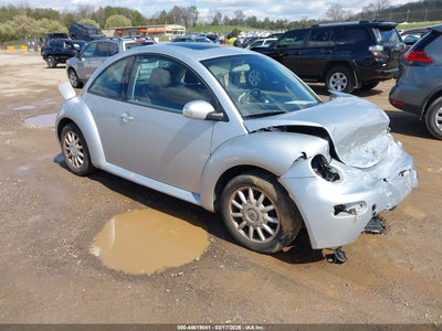 VOLKSWAGEN NEW BEETLE 2004
