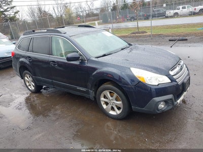 SUBARU OUTBACK 2014
