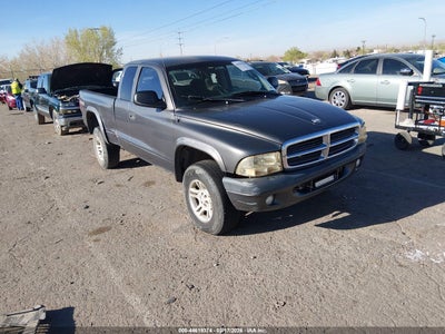 DODGE DAKOTA 2004