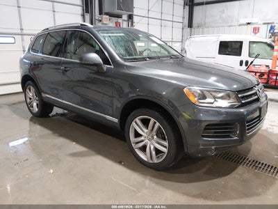 VOLKSWAGEN TOUAREG 2012