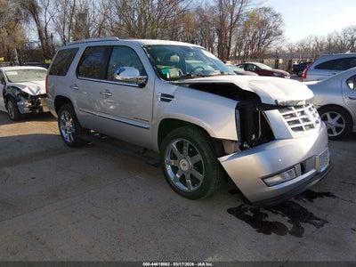 CADILLAC ESCALADE 2014