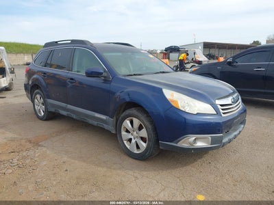 SUBARU OUTBACK 2011