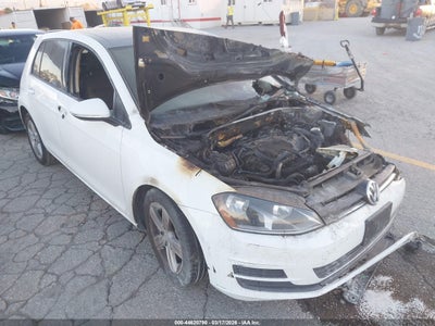 VOLKSWAGEN GOLF 2017