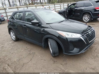 NISSAN KICKS 2023