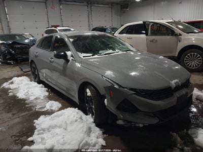 KIA K5 2023