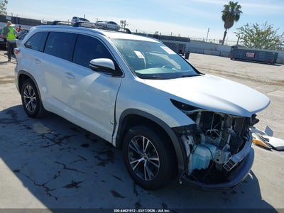 TOYOTA HIGHLANDER 2016