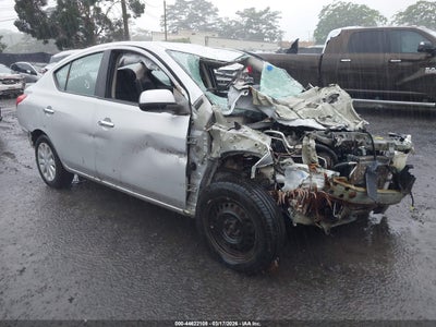 NISSAN VERSA 2014
