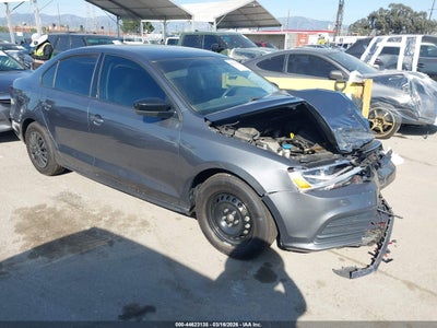 VOLKSWAGEN JETTA 2016