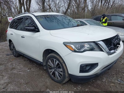 NISSAN PATHFINDER 2017