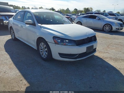 VOLKSWAGEN PASSAT 2013