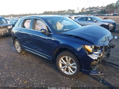 AUDI Q3 2021