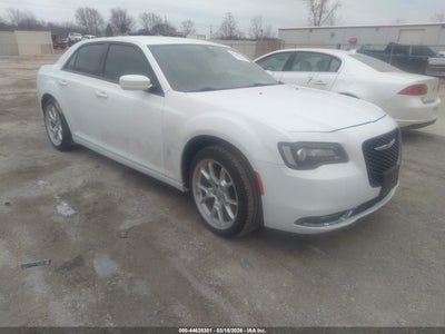 CHRYSLER 300 2019