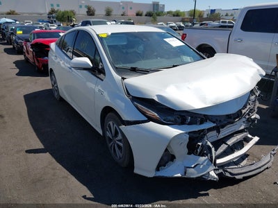 TOYOTA PRIUS PRIME 2017