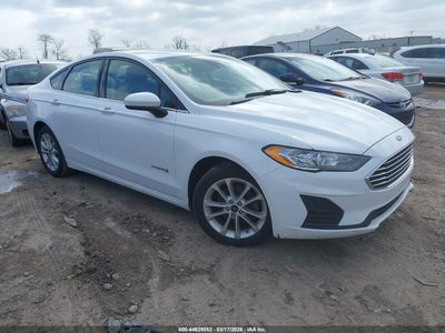 FORD FUSION HYBRID 2019