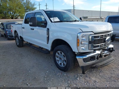 FORD F-250 2024