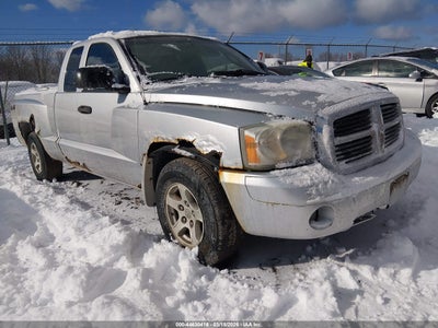 DODGE DAKOTA 2006