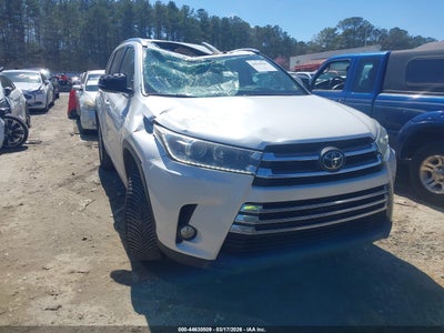 TOYOTA HIGHLANDER 2017