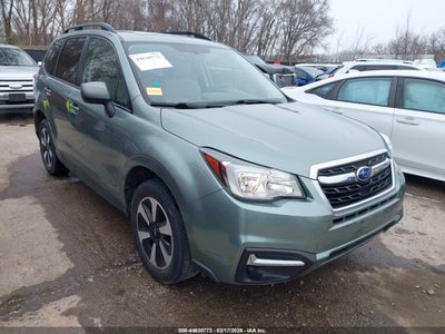 SUBARU FORESTER 2017