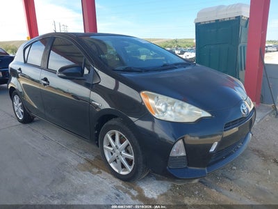 TOYOTA PRIUS C 2012