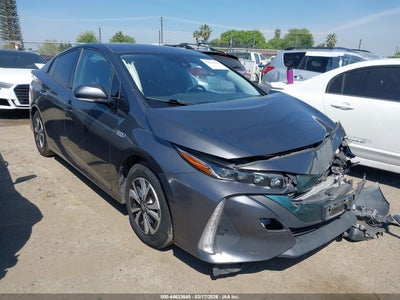 TOYOTA PRIUS PRIME 2017