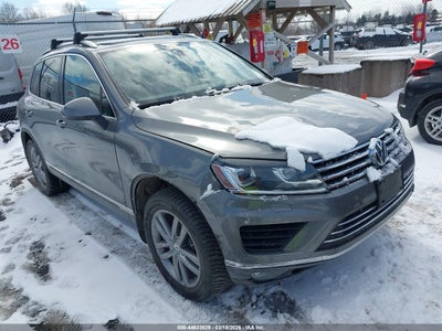 VOLKSWAGEN TOUAREG 2016