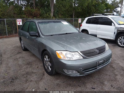 TOYOTA AVALON 2001