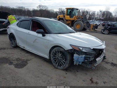 TOYOTA CAMRY 2021