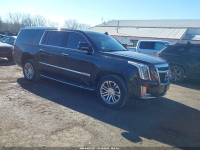 CADILLAC ESCALADE ESV 2017